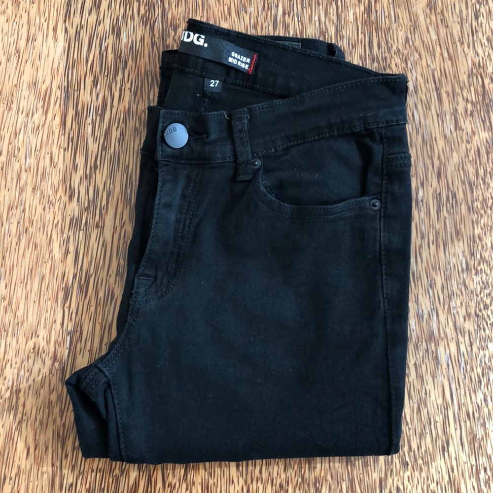 Urban Outfitters BDG Black mid rise Grazer 27